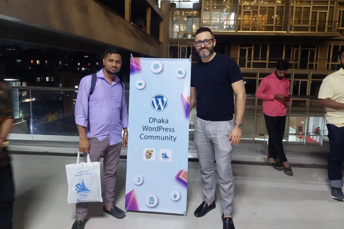 Shaddam Hossain at WordPress Dhaka Community meetup